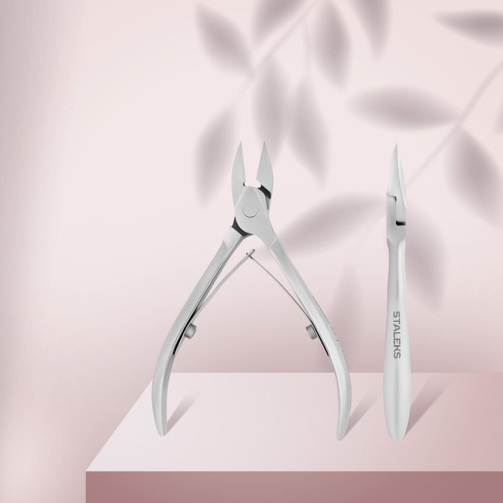 Alicates para uñas CLASSIC 63 14 mm - Top PestañasStaleks