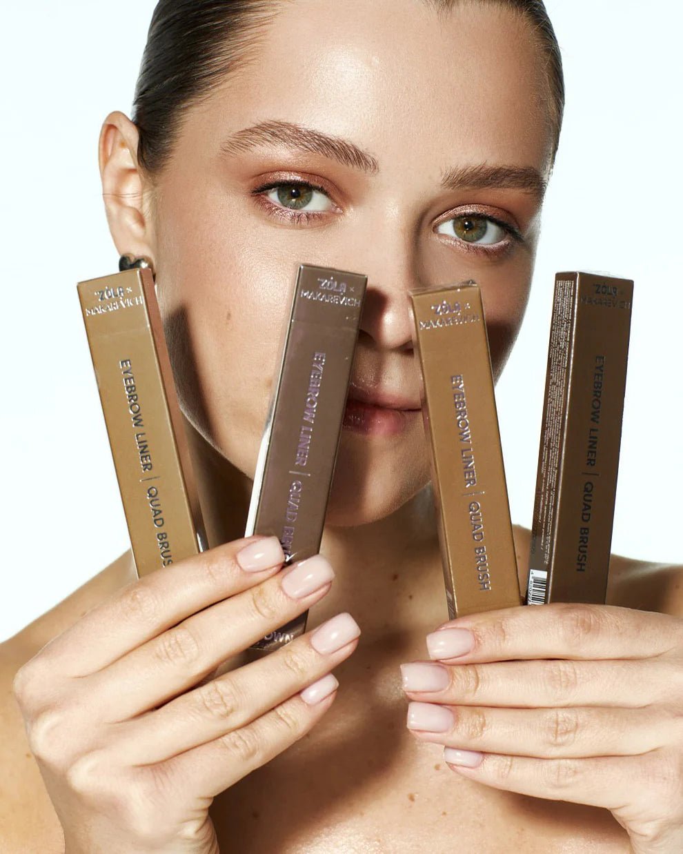 Eyebrow Liner Quad Brush Zola - Top Pestañaszola