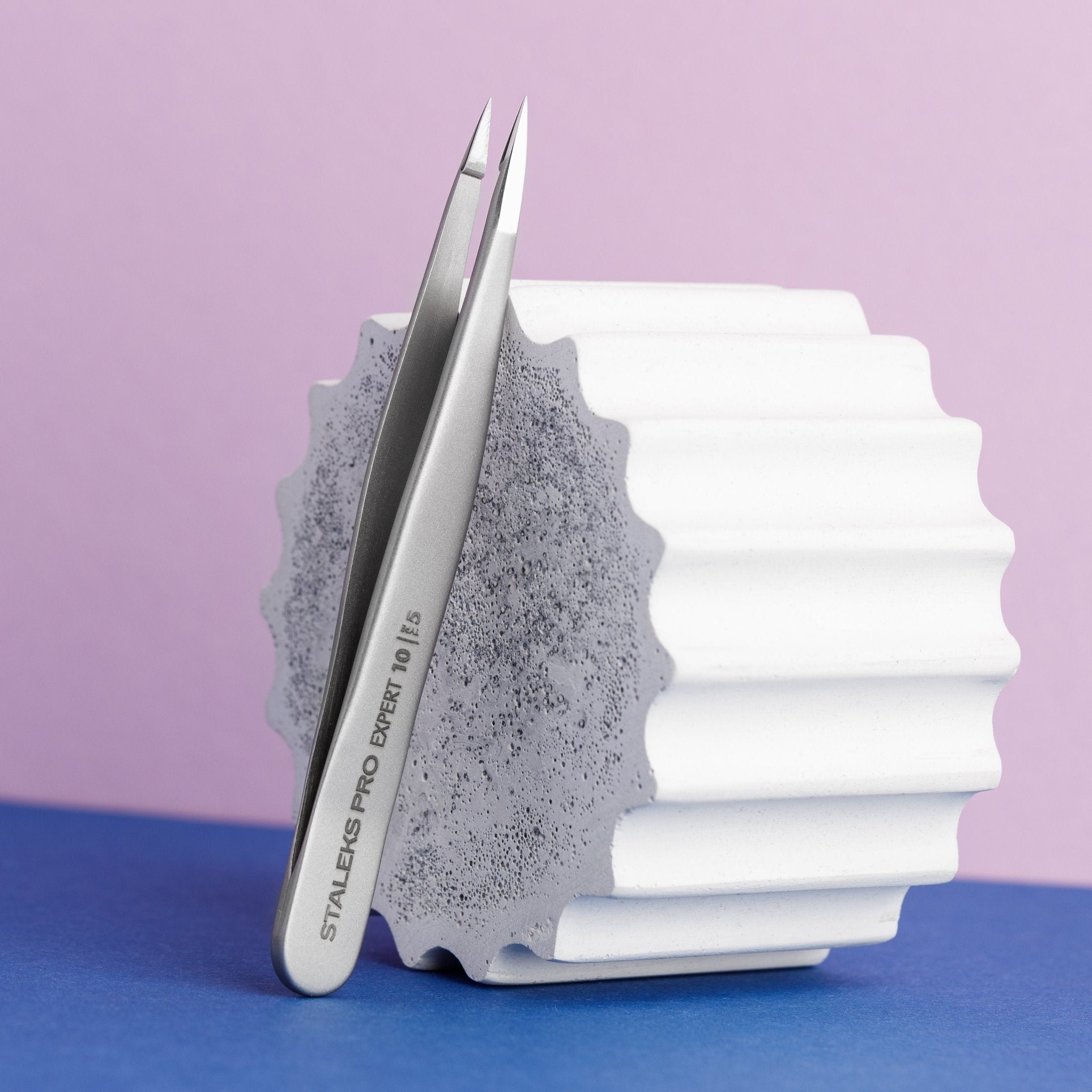 Pinza Para Cejas EXPERT 10 TYPE 5 Staleks - Top PestañasStaleks