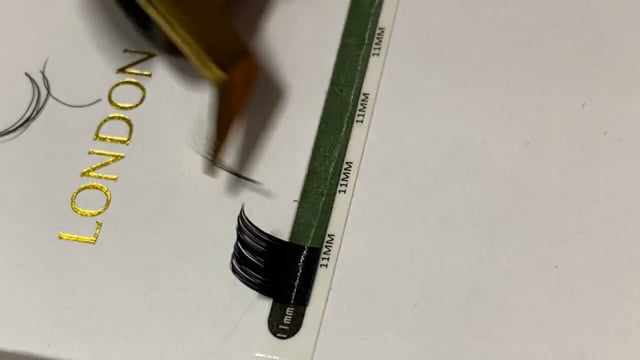 Pinzas "London Lash Pro" volumen y megavolumen 2-9D forma "L"